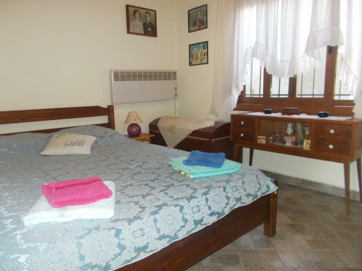 Α Lovely Home For A Summer Vacation Asproválta Eksteriør bilde